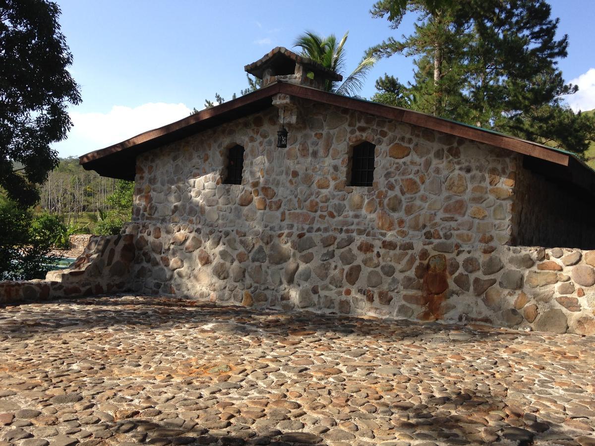 Malekus Mountain Lodge Aguas Claras  Eksteriør bilde
