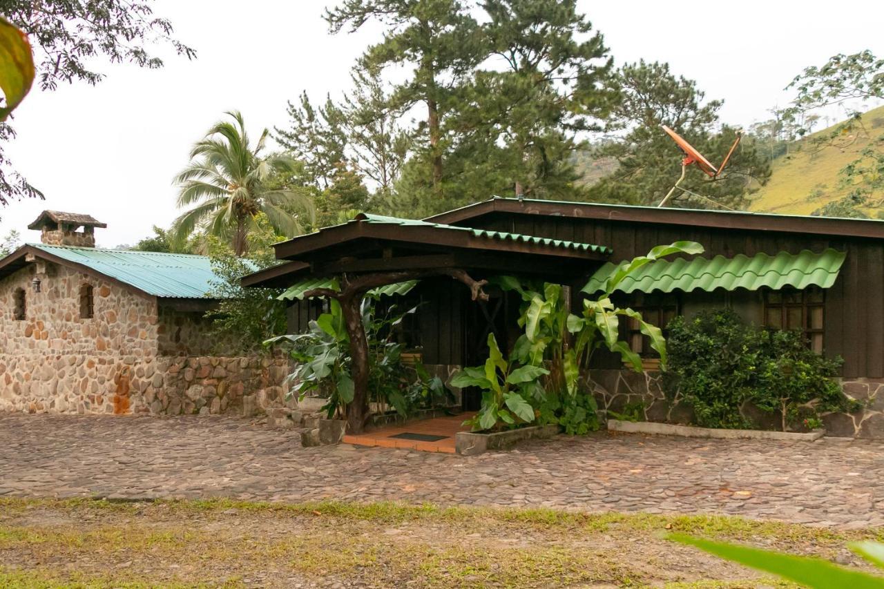Malekus Mountain Lodge Aguas Claras  Eksteriør bilde